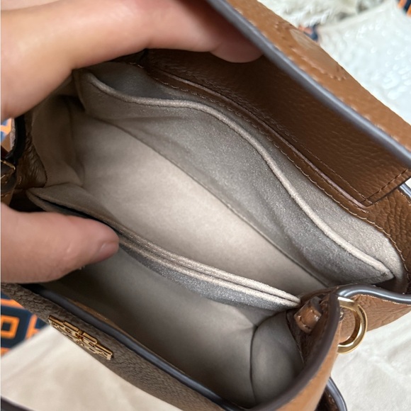 New, tory burch britten micro satchel crossbody top handle brwon - Picture 7 of 11